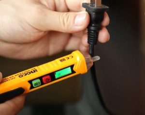 Bút dò điện INGCO VD10003 - 16 dụng cụ thiết yếu nhất dành cho thợ điện