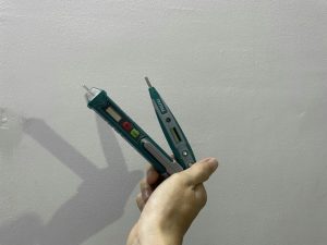 Bút thử điện tiếp xúc và bút thử điện không tiếp xúc
