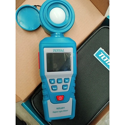 Máy đo cường độ ánh sáng - hiệu Total