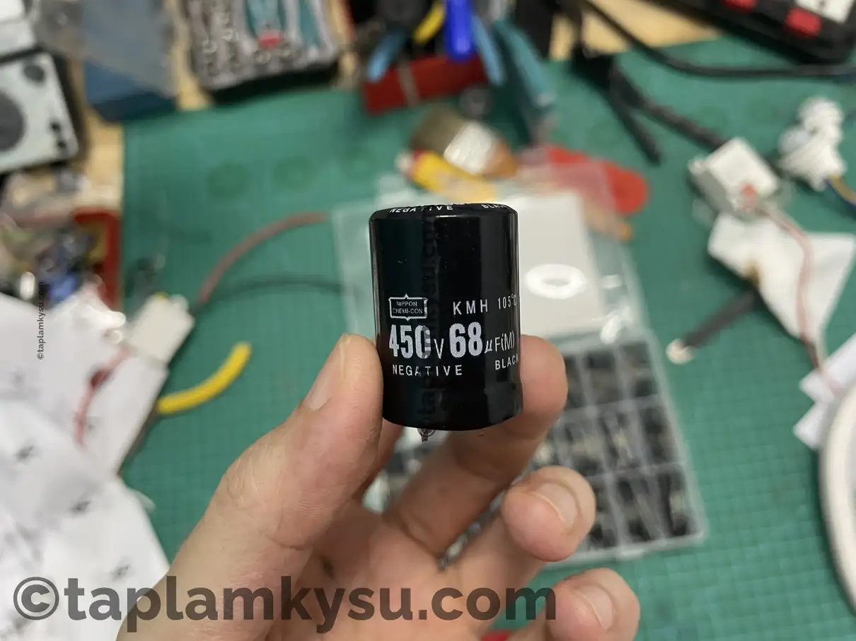 Tụ hóa 450V 68microFara